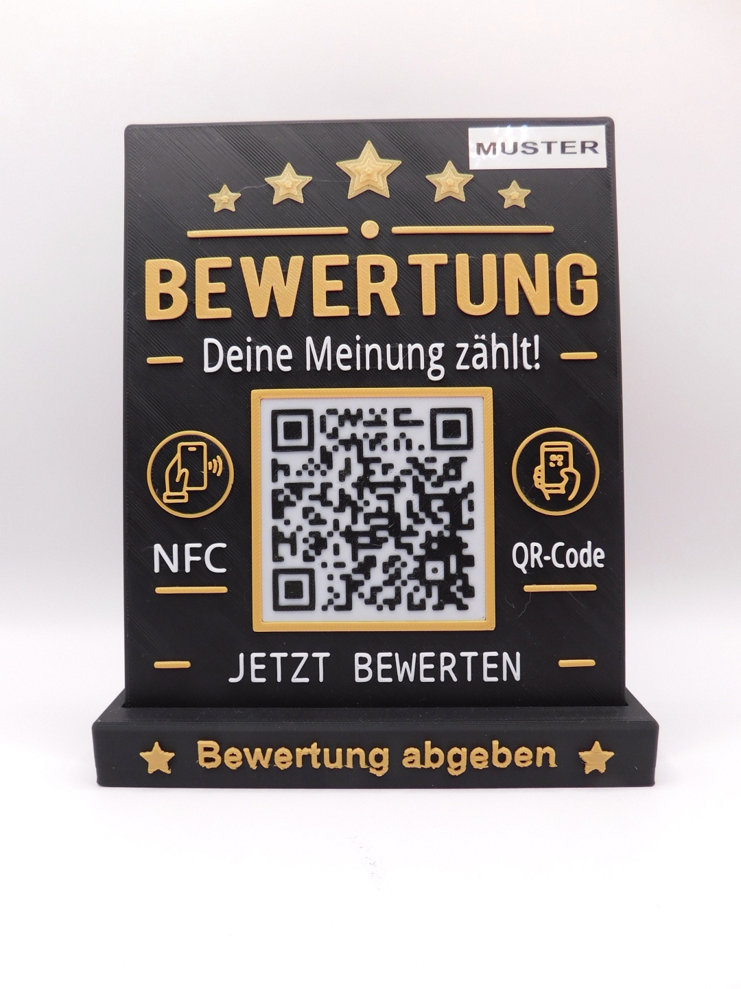 Personalisiertes Bewertungsschild mit QR-Code & NFC